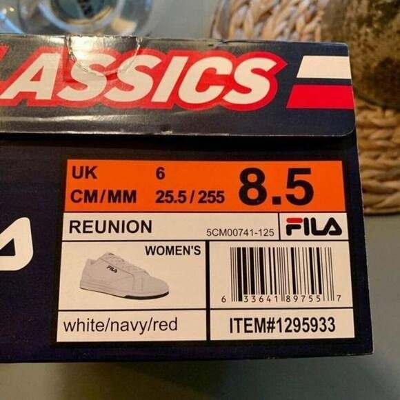 New Fila Classics Reunion White Sneakers - Picture 4 of 4